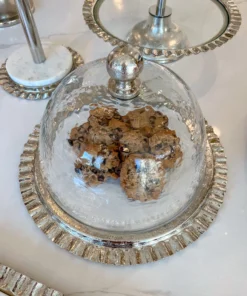 Inspire Me! Home Decor Gold Cake Dome With Ripple Edge (2 Colors) 12 Inspire Me! Home Decor Gold Cake Dome With Ripple Edge (2 Colors)