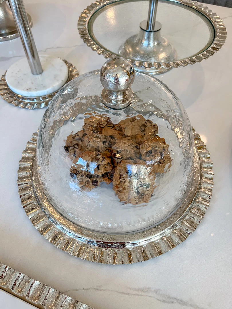 Inspire Me! Home Decor Gold Cake Dome With Ripple Edge (2 Colors) 6 Inspire Me! Home Decor Gold Cake Dome With Ripple Edge (2 Colors)