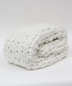 Inspire Me! Home Decor Ivory Chunky Knitted Throw Blanket