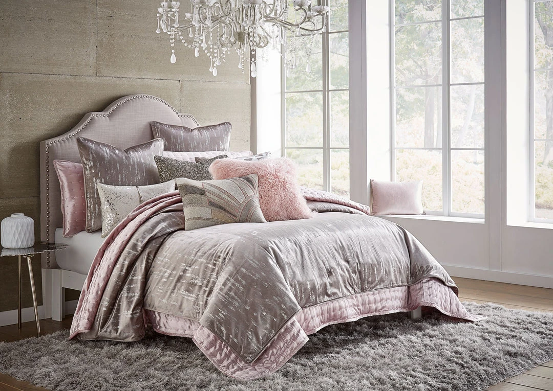 Cloud9d Zilar Grey Velvet Duvet (2 Sizes) 3 Cloud9d Zilar Grey Velvet Duvet (2 Sizes)