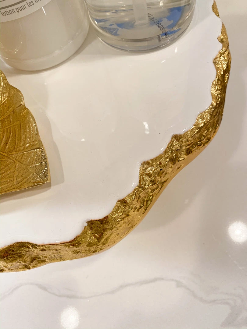 Inspire Me! Home Decor White Enameled Cake Stand With Metallic Edge (2 Colors) KITCHEN 6 Inspire Me! Home Decor White Enameled Cake Stand With Metallic Edge (2 Colors) KITCHEN