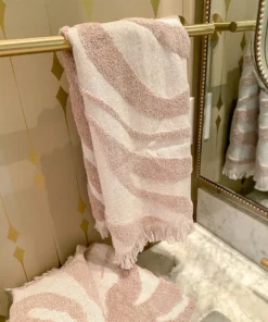 Inspire Me! Home Decor Blush Pink Heathered Stripe Towel (3 Sizes)