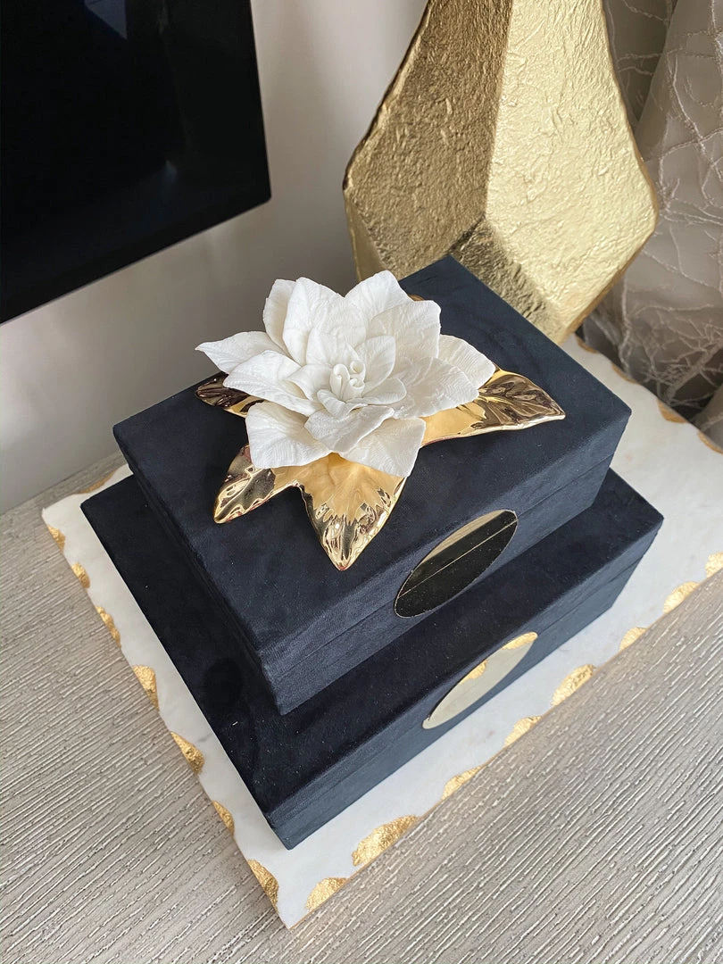 Inspire Me! Home Decor White And Gold Flower Decor 7 Inspire Me! Home Decor White And Gold Flower Decor