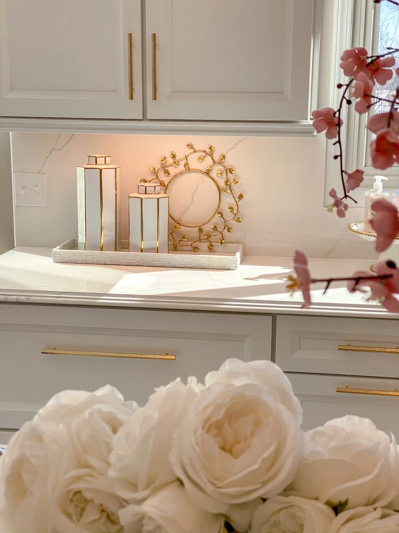 Inspire Me! Home Decor Gold And White Jar With Lid (2 Sizes) 4 Inspire Me! Home Decor Gold And White Jar With Lid (2 Sizes)