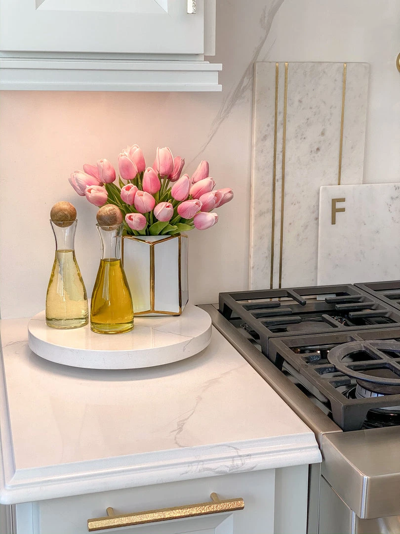 Inspire Me! Home Decor Glass Oil And Vinegar Dispensers With Wooden Stoppers (Set Of 2) KITCHEN 3 Inspire Me! Home Decor Glass Oil And Vinegar Dispensers With Wooden Stoppers (Set Of 2) KITCHEN