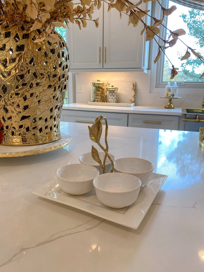 Inspire Me! Home Decor White Ceramic Serving Tray With 4 Bowls And Gold Leaf 4 Inspire Me! Home Decor White Ceramic Serving Tray With 4 Bowls And Gold Leaf