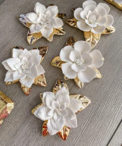Inspire Me! Home Decor White And Gold Flower Decor 17 Inspire Me! Home Decor White And Gold Flower Decor